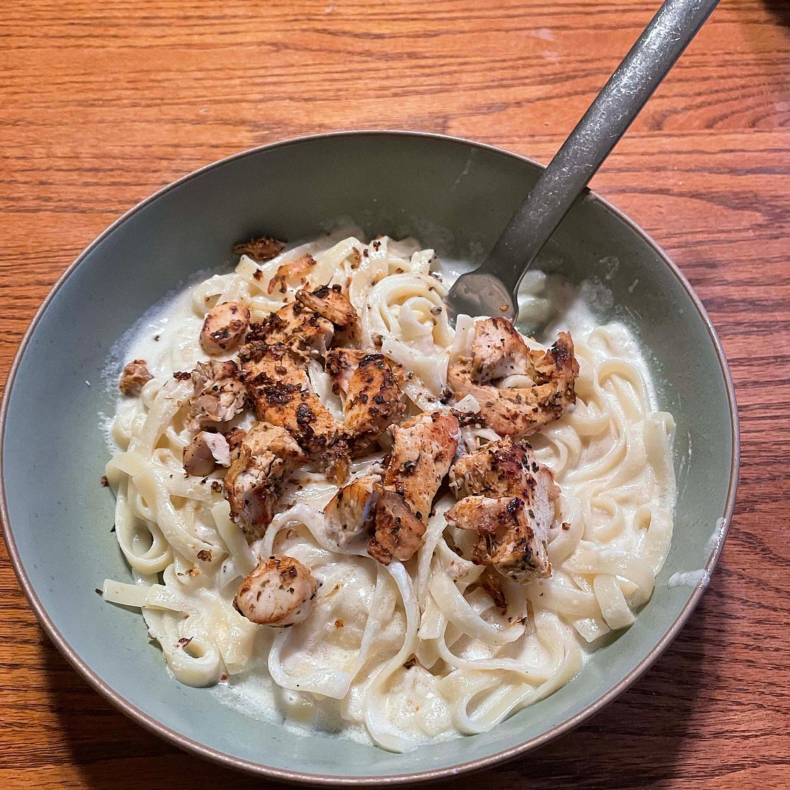 Copycat Olive Garden Alfredo sauce 