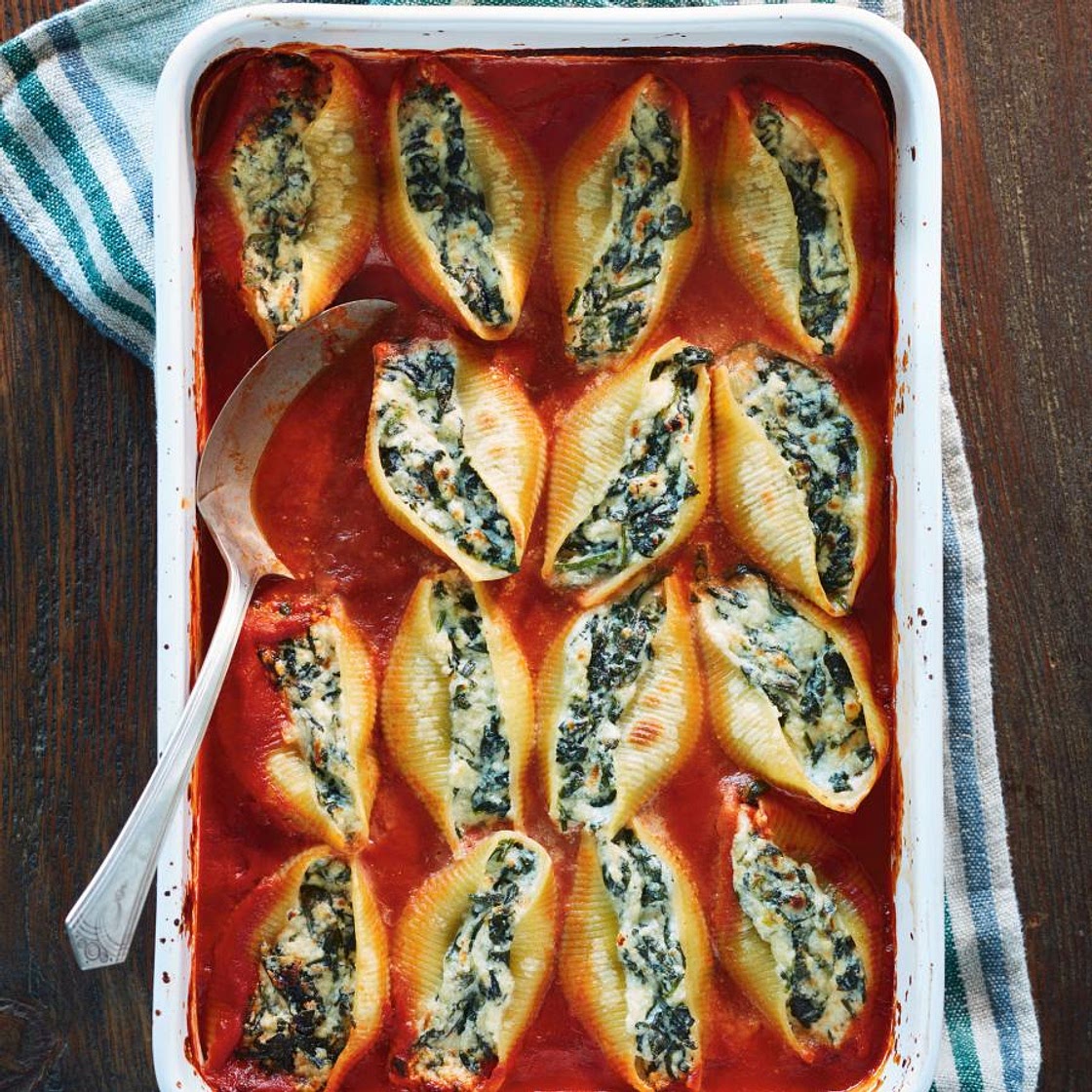 Coquilles géantes farcies à la ricotta et aux épinards, sauce rosée