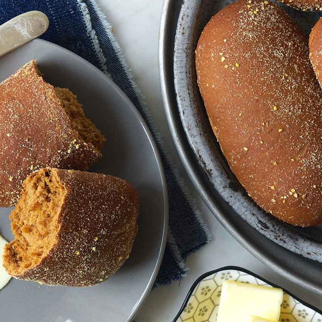 Dark & Soft Restaurant Dinner Rolls