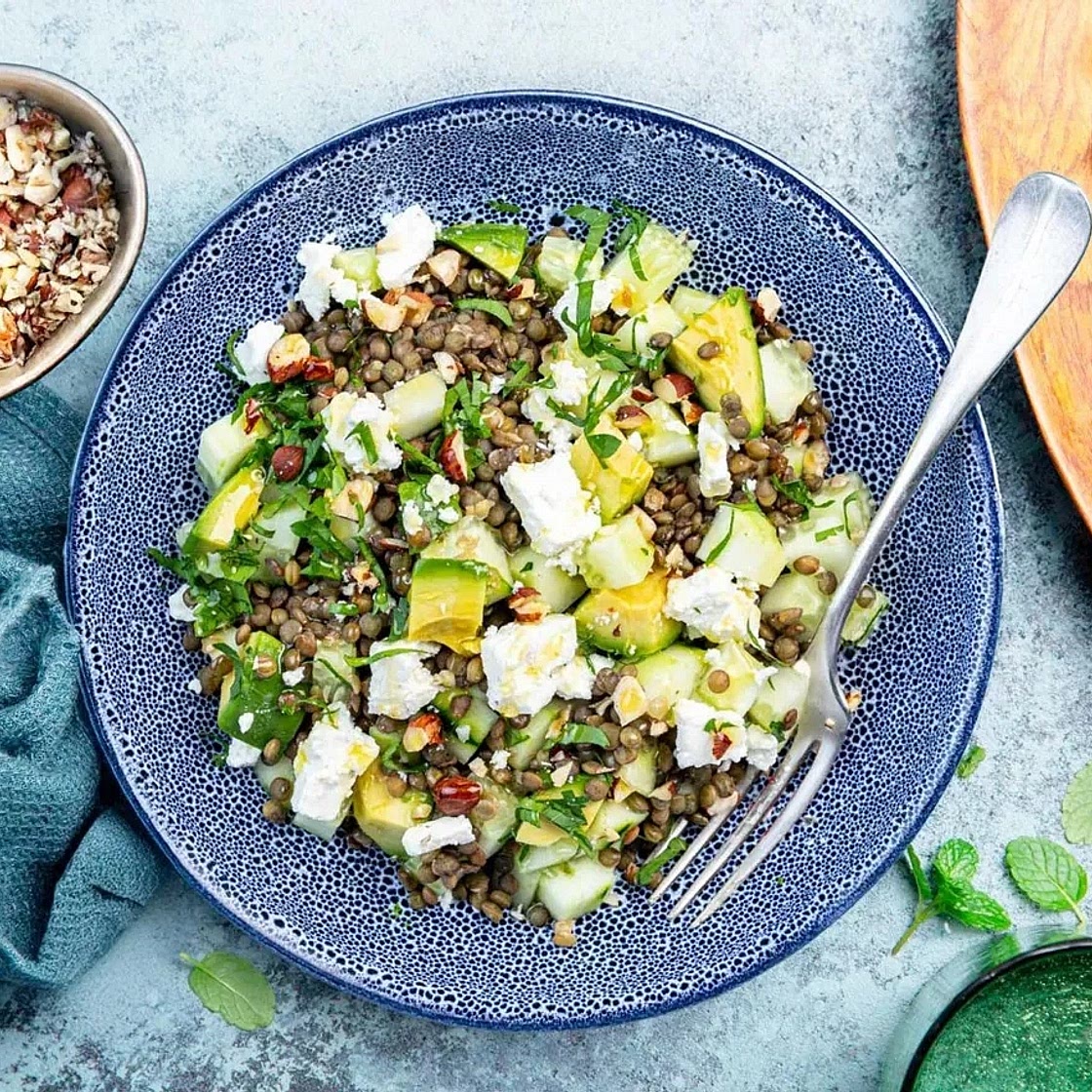 Salade de lentilles, avocat et féta