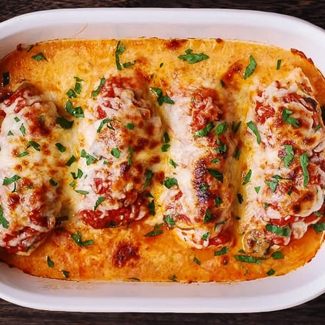 Easy Mozzarella Chicken with Marinara Sauce and Mushrooms