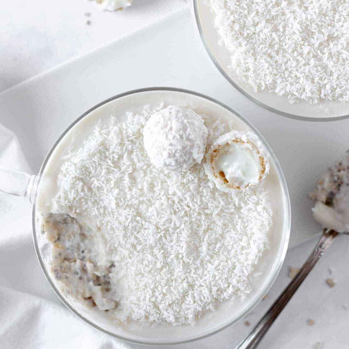 Raffaello Overnight Oats (10 Minutes)