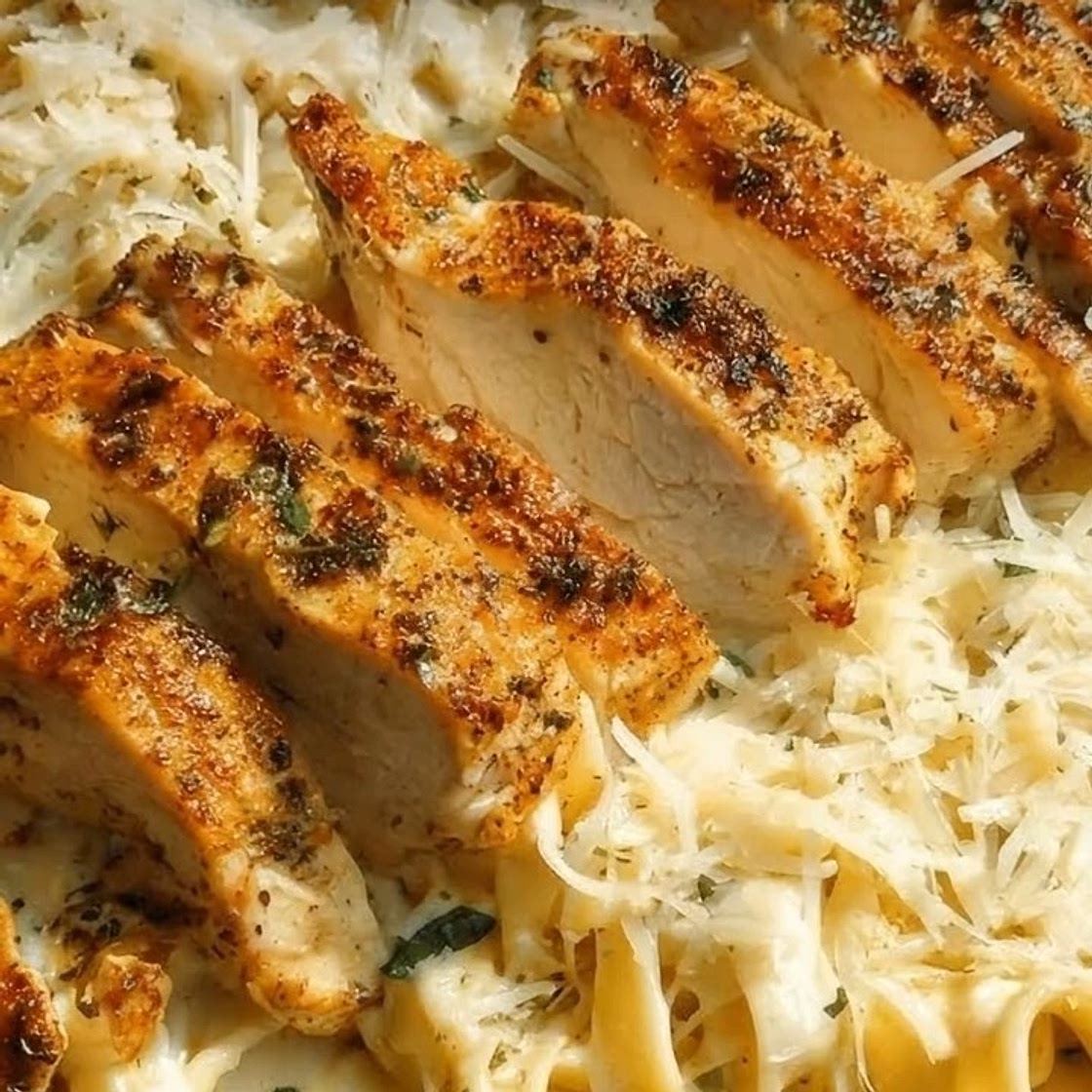 Classic Chicken Fettuccine Alfredo