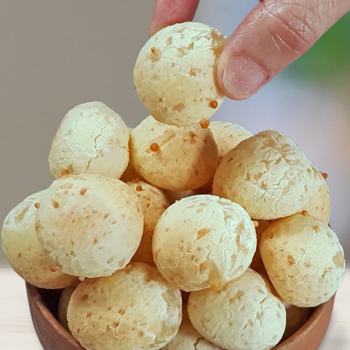 Vegan Pão de Queijo (Gluten-Free)