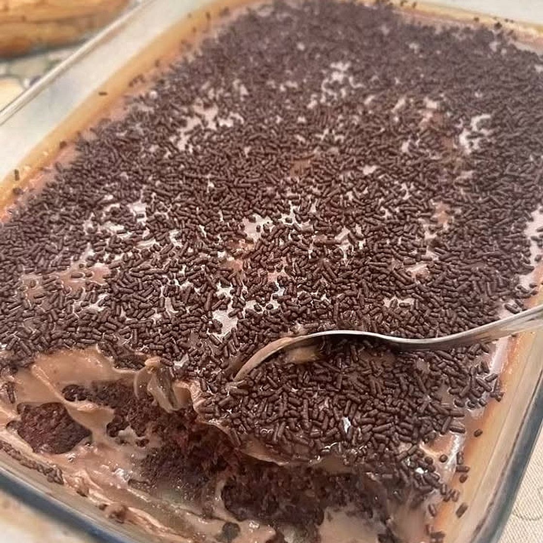 OVEN-BAKED CHOCOLATE CAKE