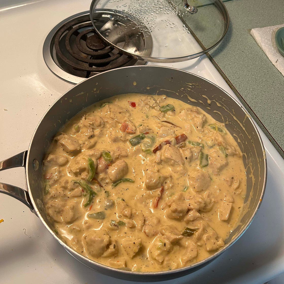 Creamy chicken and peppers with rice