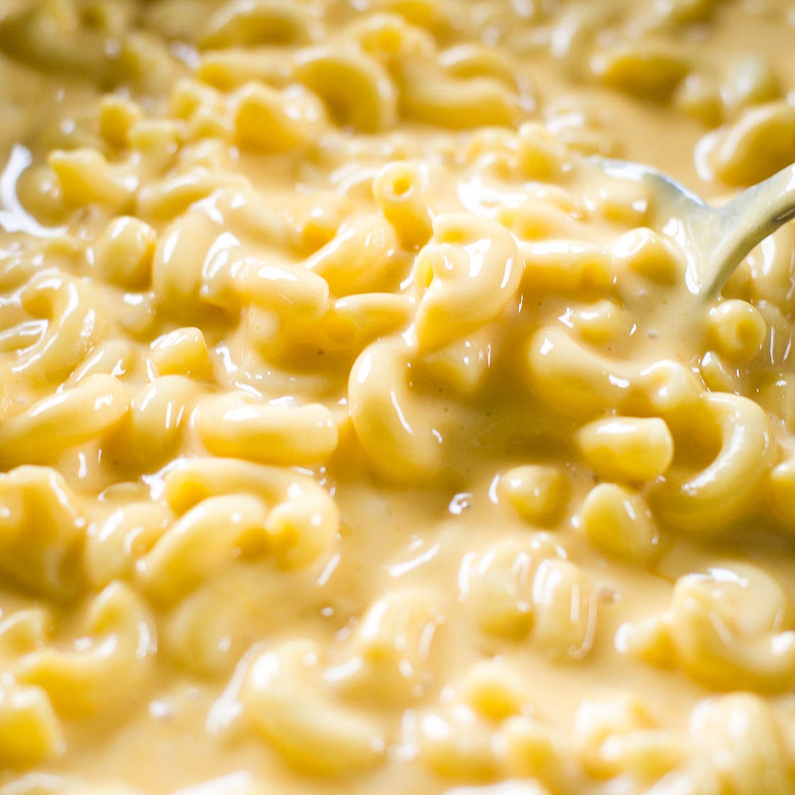 Crock Pot Mac and Cheese (Velveeta Recipe)