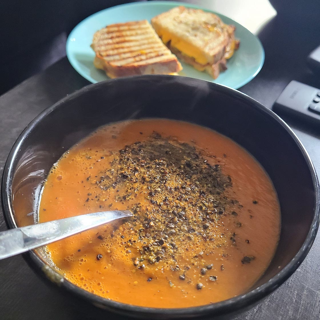 Roasted Red Pepper and Tomato Soup