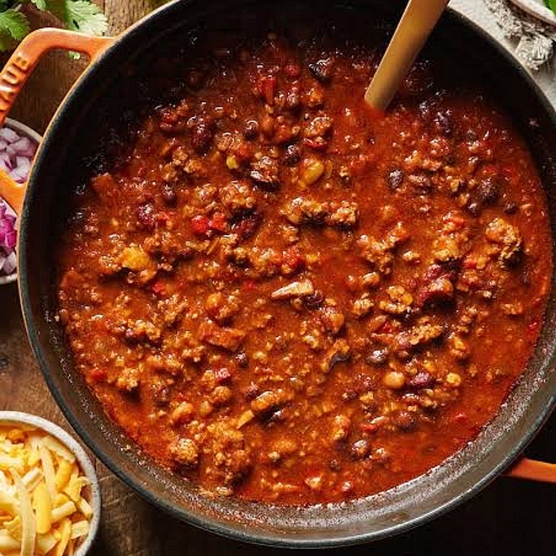 BEEF CHILI WITH GREEN PEPPERS
