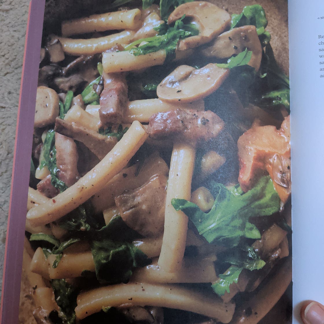 Mushrooms with Onion, Pancetta, and Cream