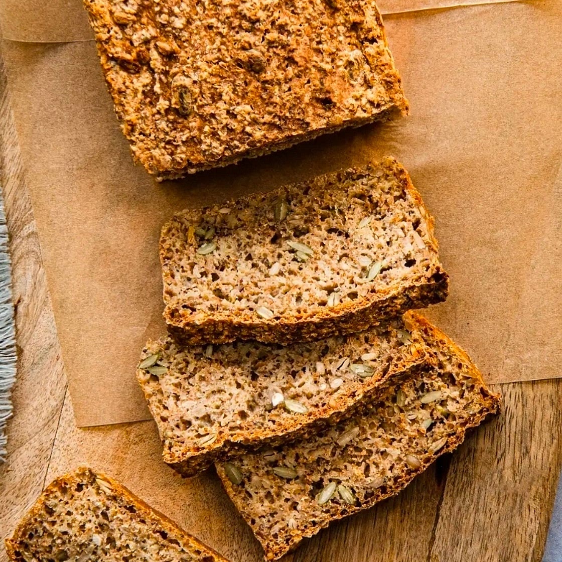 Anti-inflammatory healthy chia seed bread