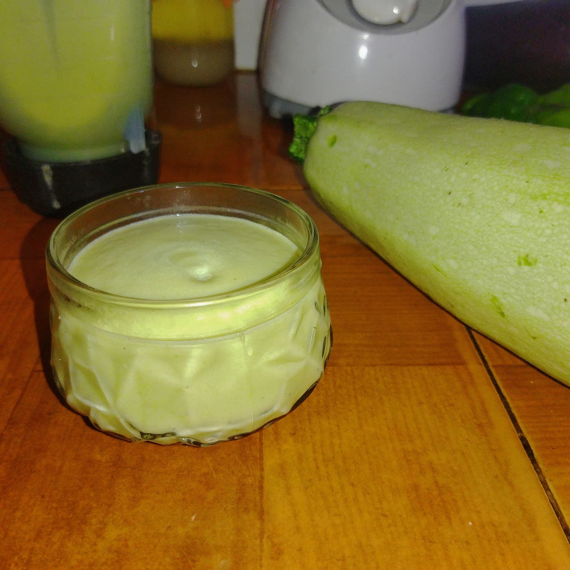 Zucchini Dressing (Easy & Fast)
