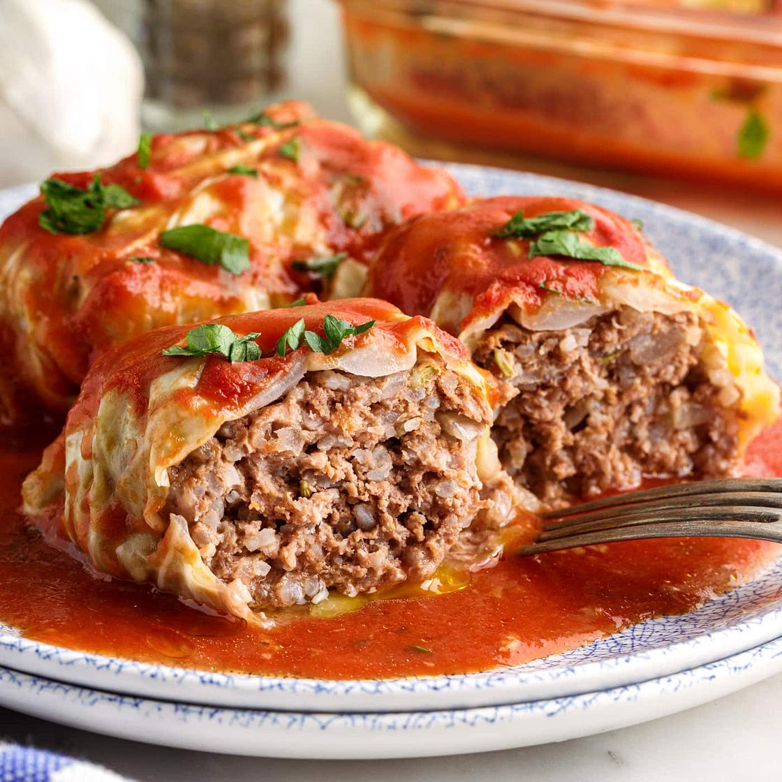 Cabbage Rolls with Ground Beef and Sausage (Golumpki)