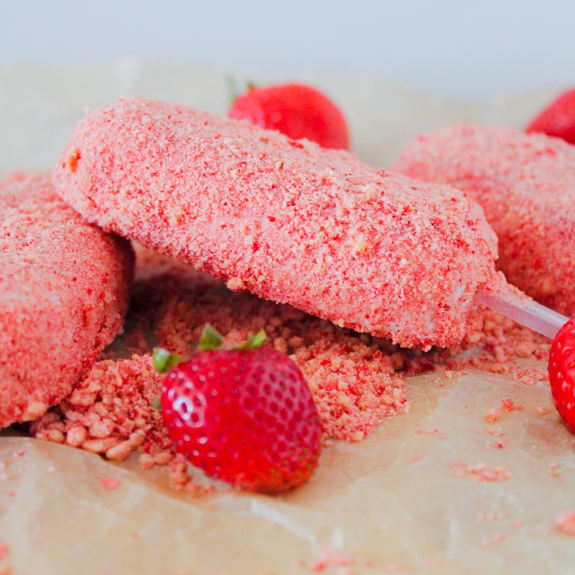 Vegan Strawberry Shortcake Popsicles