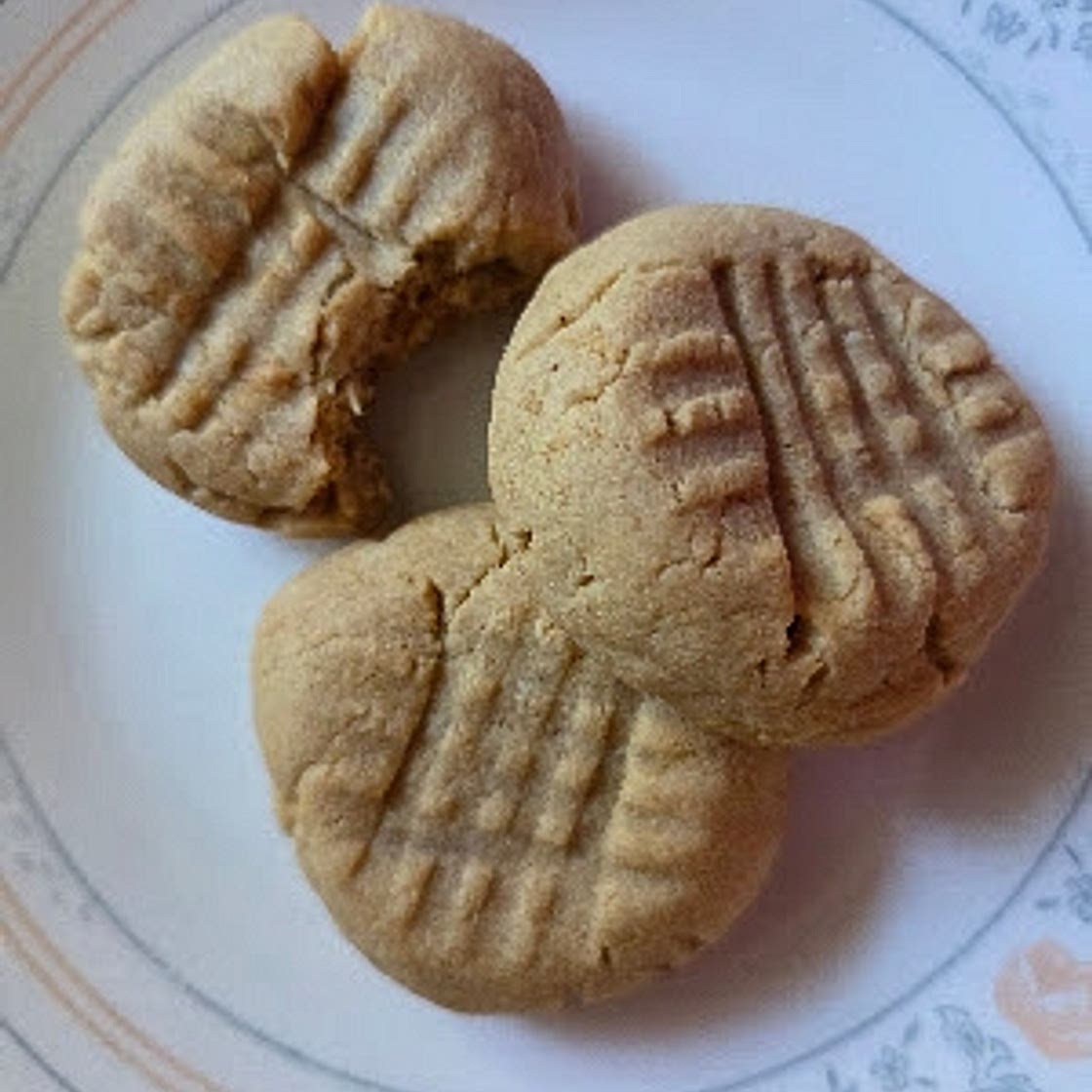 Small Batch Tender Peanut Butter Cookies