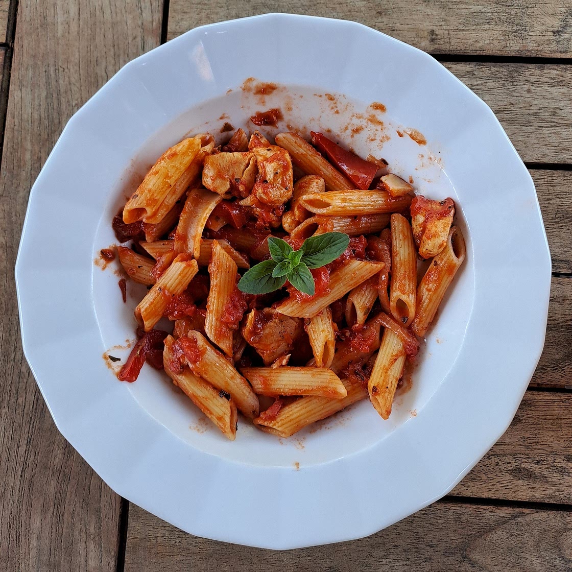 Chicken Fajita Pasta | Slimming & Weight Watchers Friendly