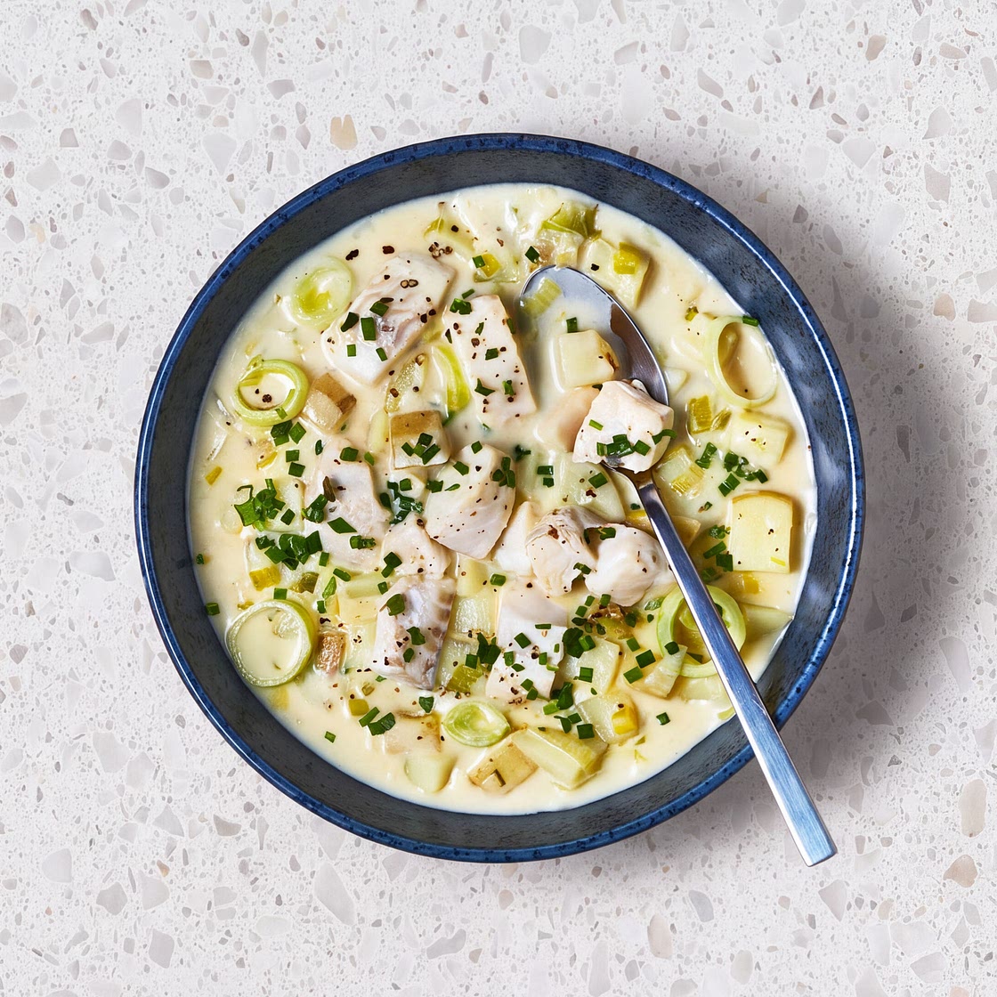 One Pot Cheesy Pollock & Leek Chowder