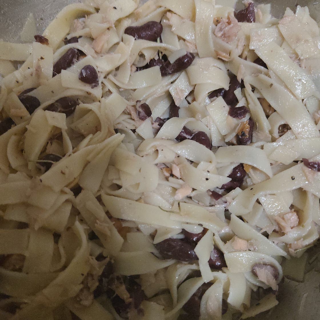 Tuscan Salmon Pasta