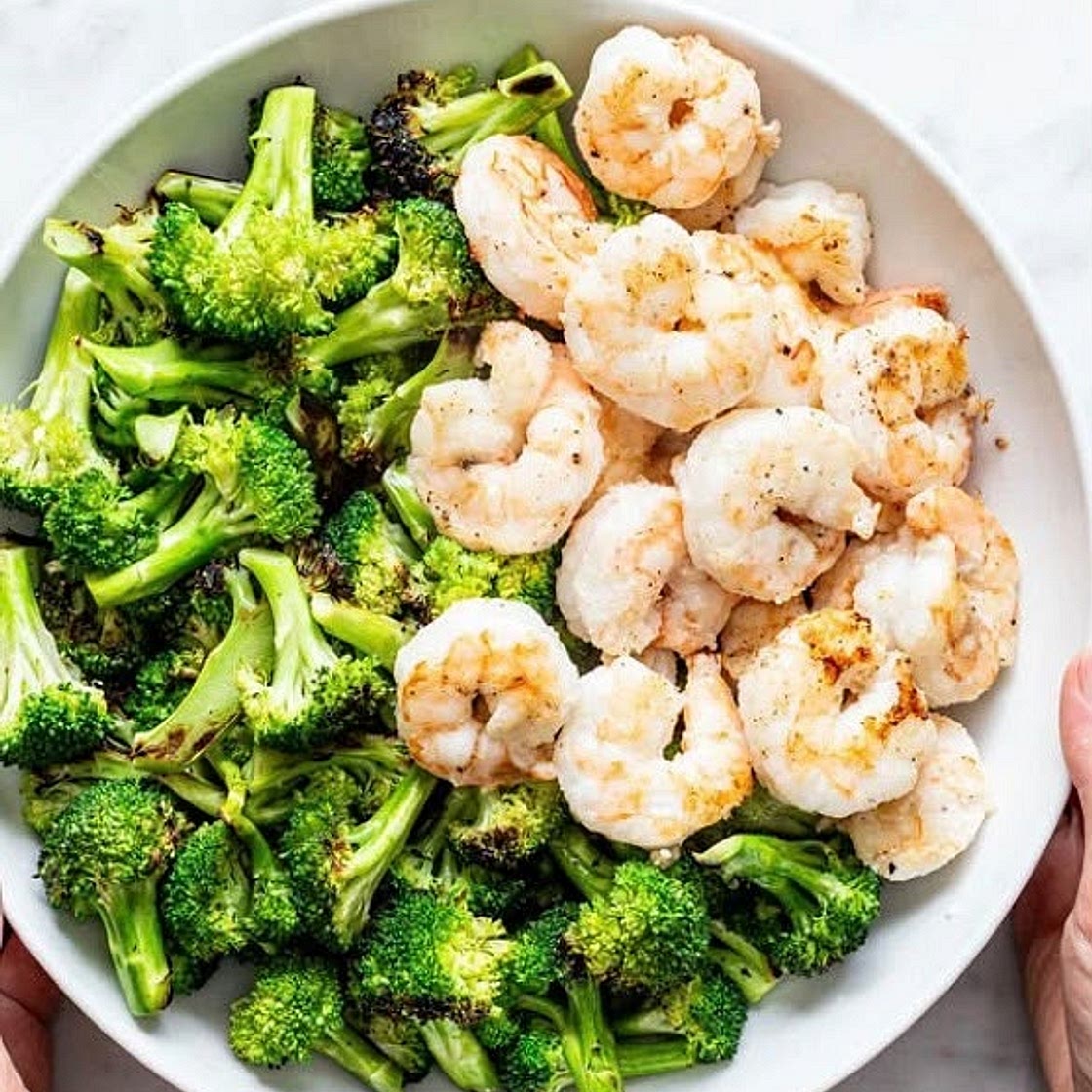 Shrimp & Broccoli Garlic Stir-Fry