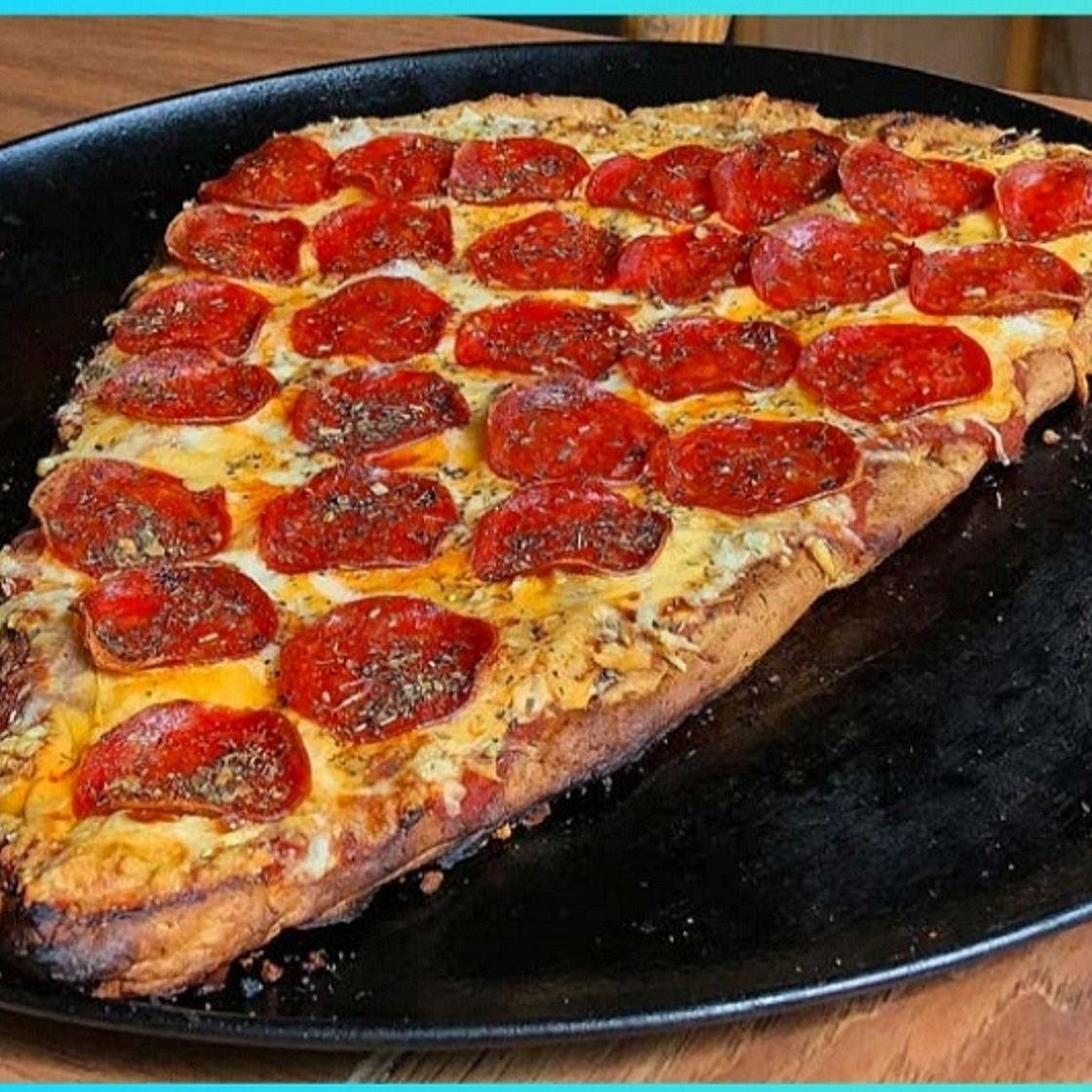XL Pepperoni Pizza Slice