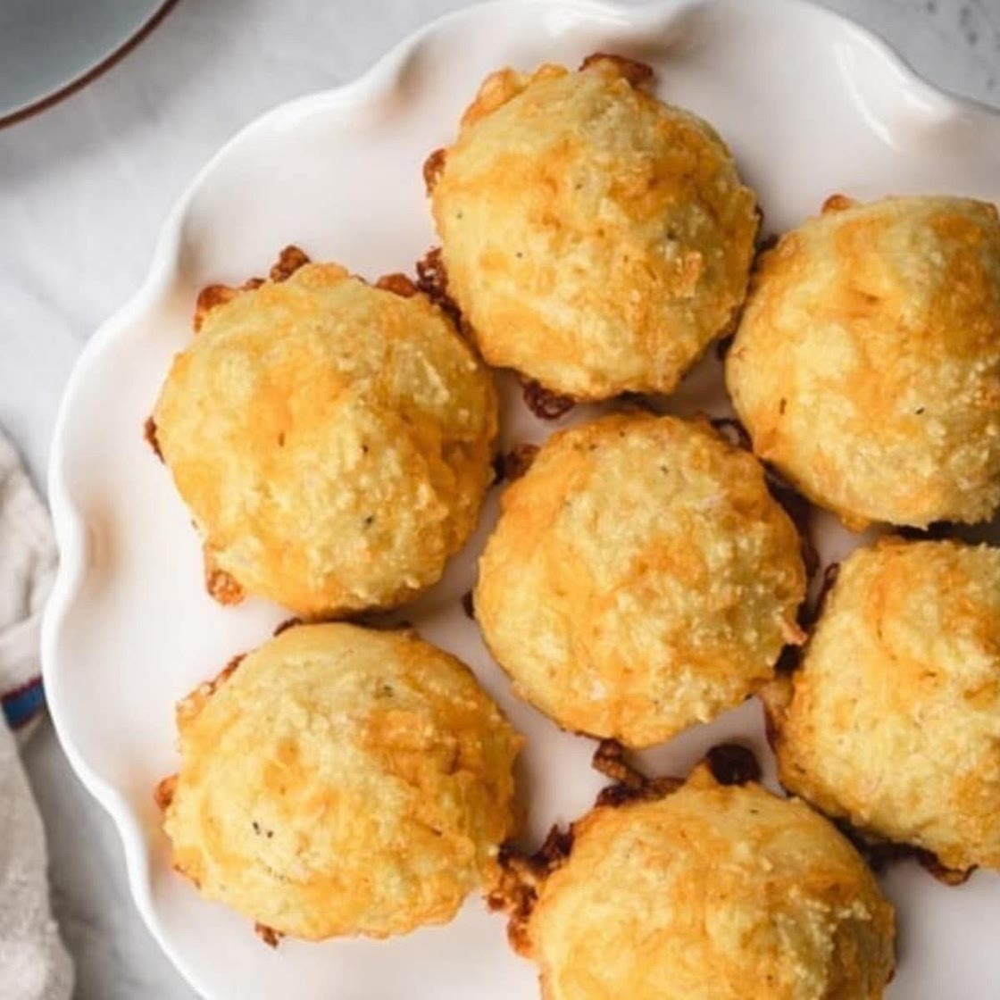 Keto Crispy Cheese Balls