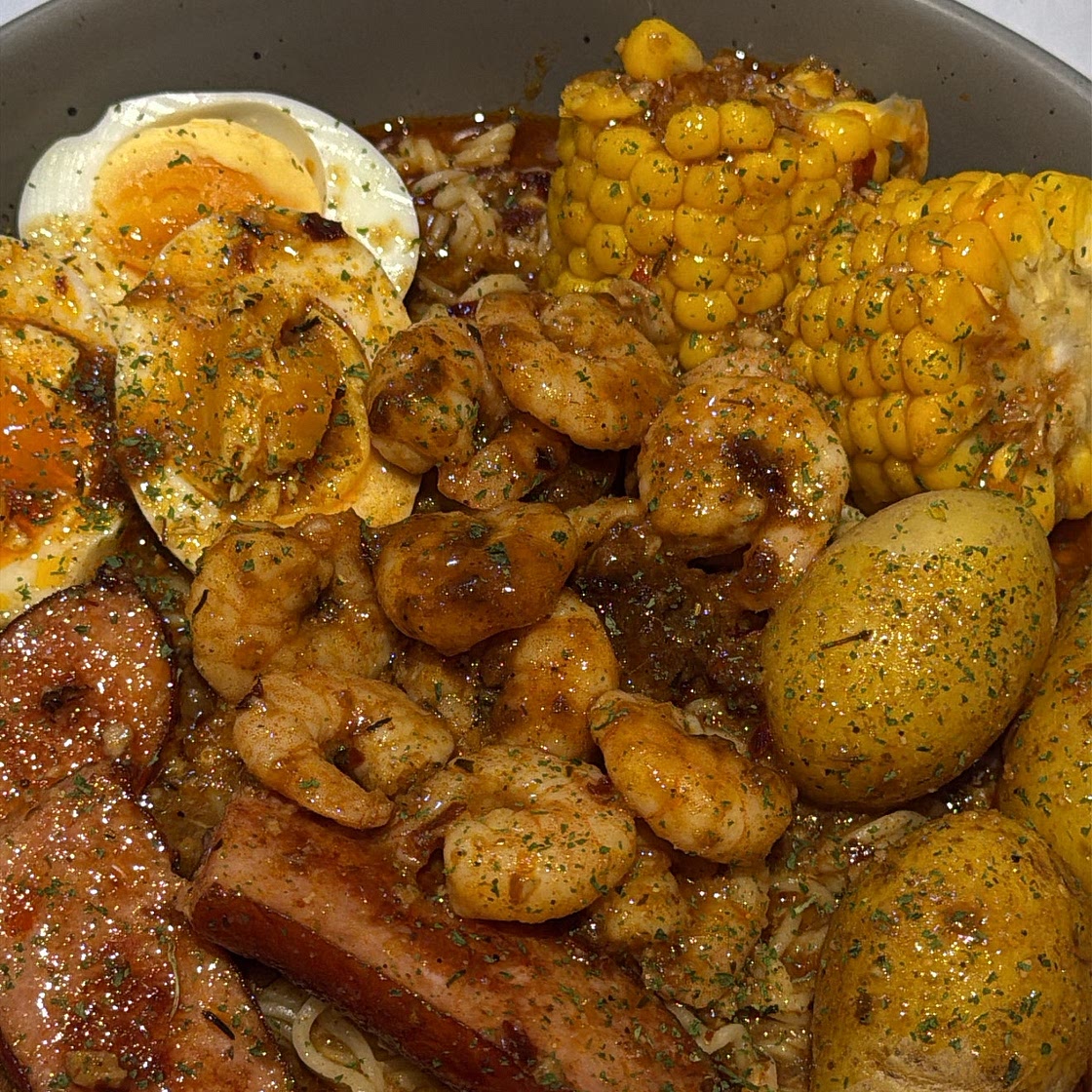 SEAFOOD BOIL RAMEN