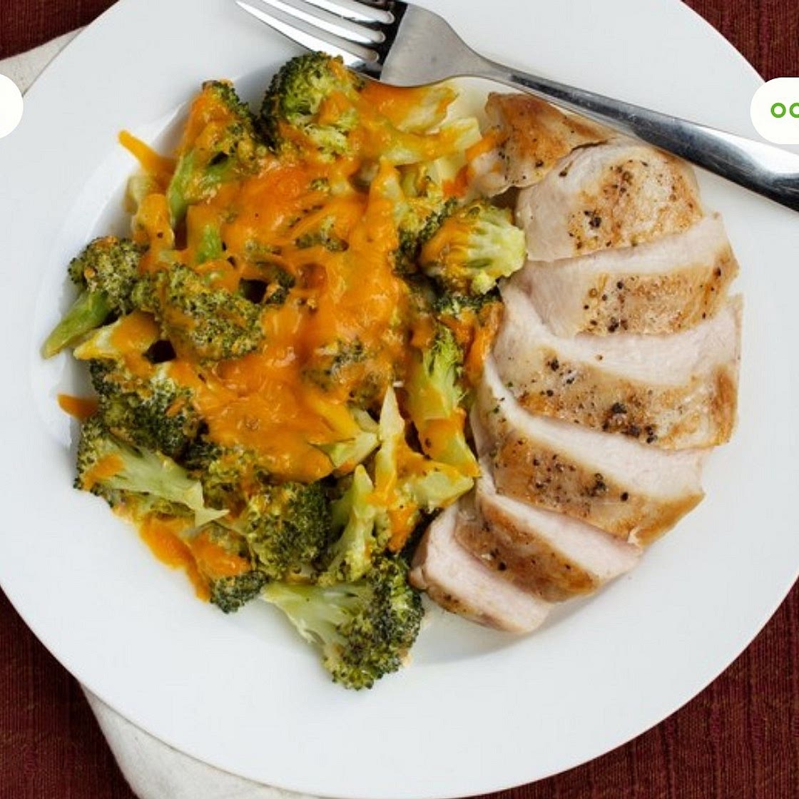 Cheesy Cheddar Broccoli & Chicken