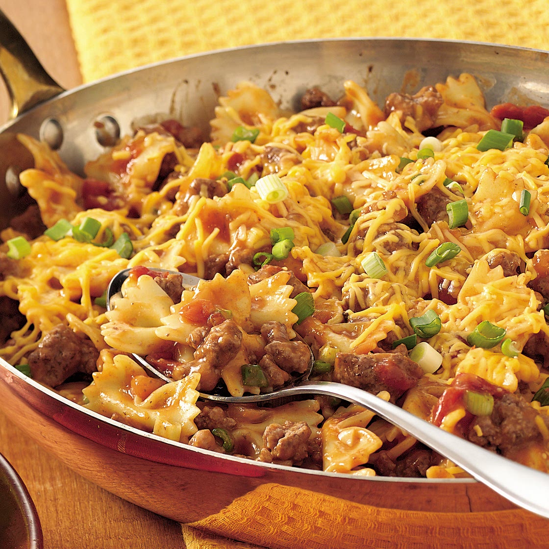 Easy Cheesy Beef and Bow Ties