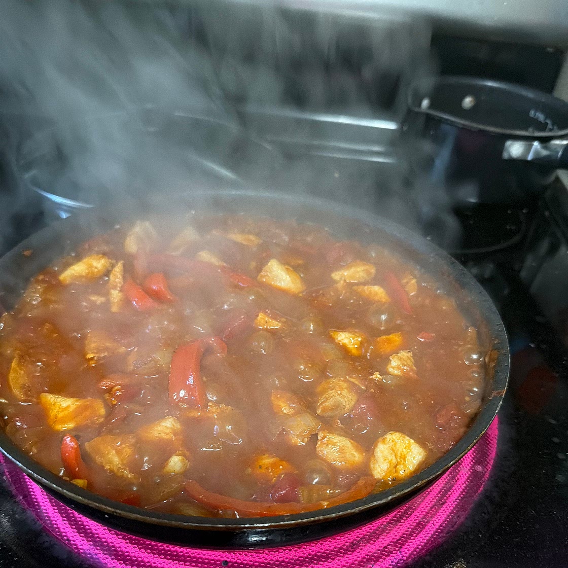 Chicken and tomato spiced curry