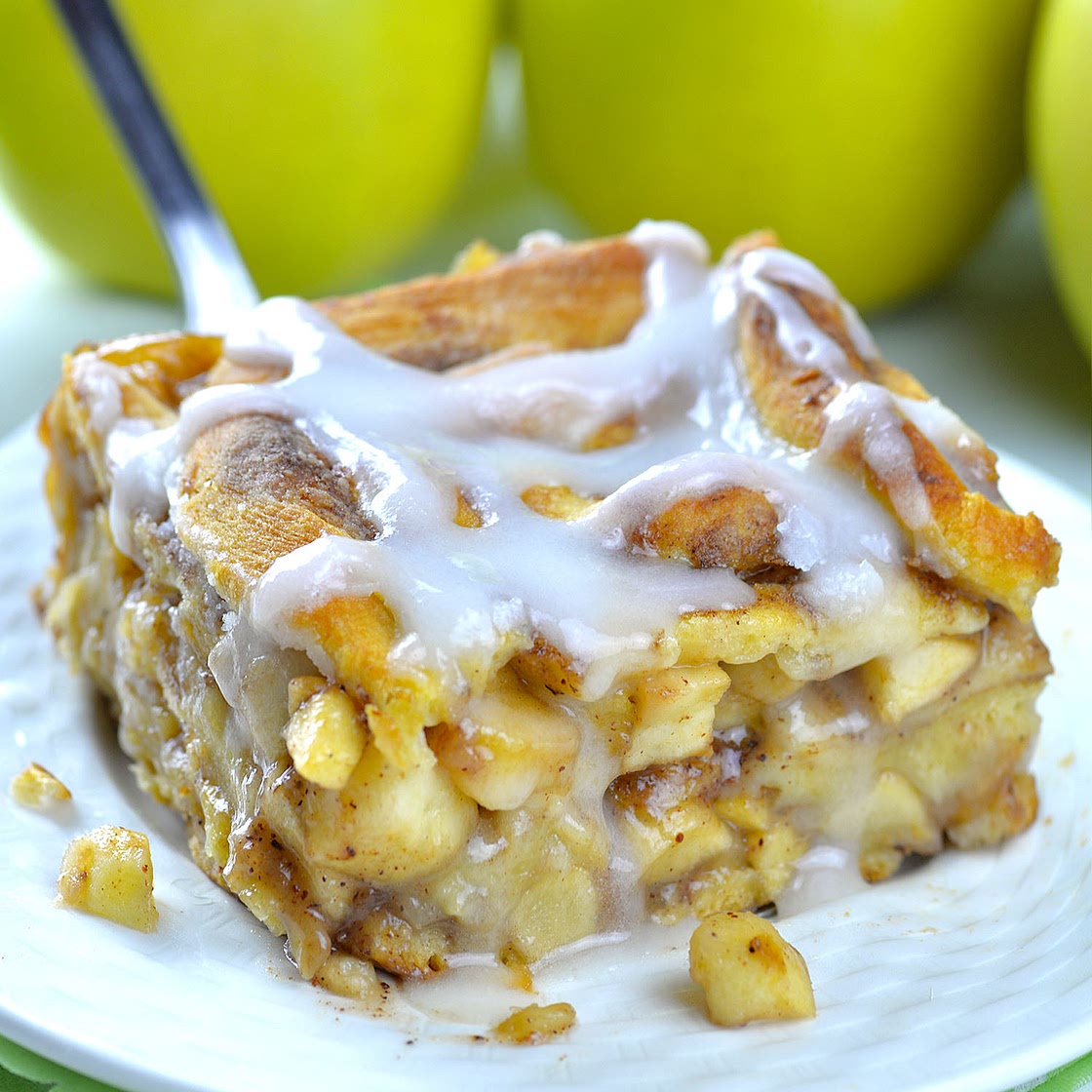 Caramel Apple Cinnamon Roll Lasagna