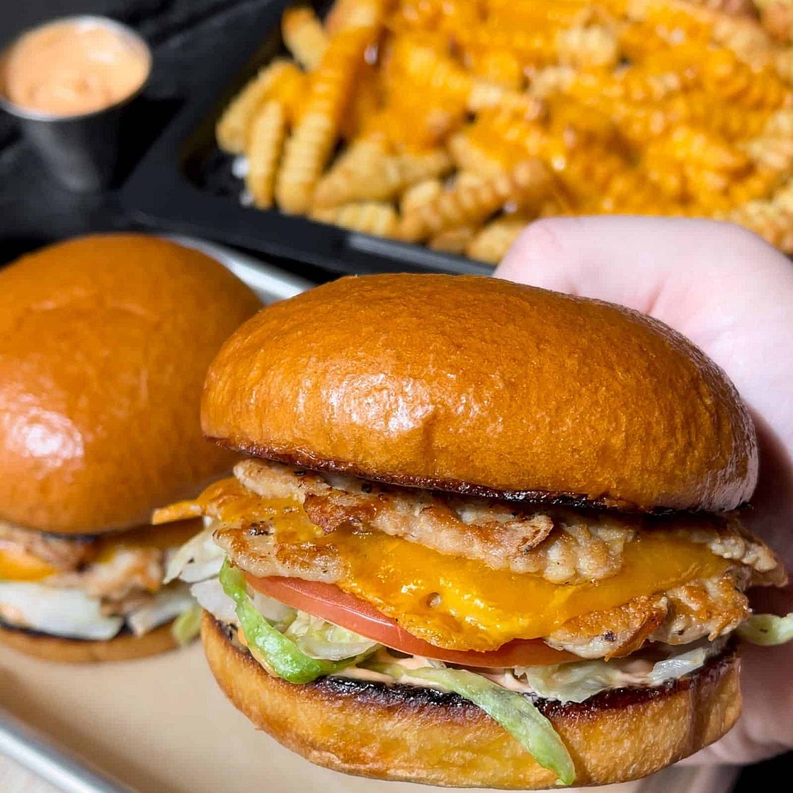 Strawzy’s Chicken Smash Burger 