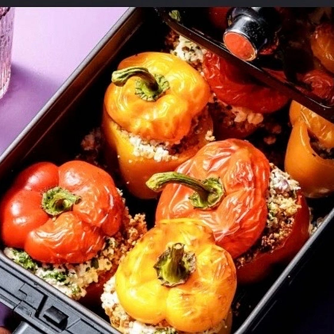 Gevulde paprika’s met tonijn en geitenkaas