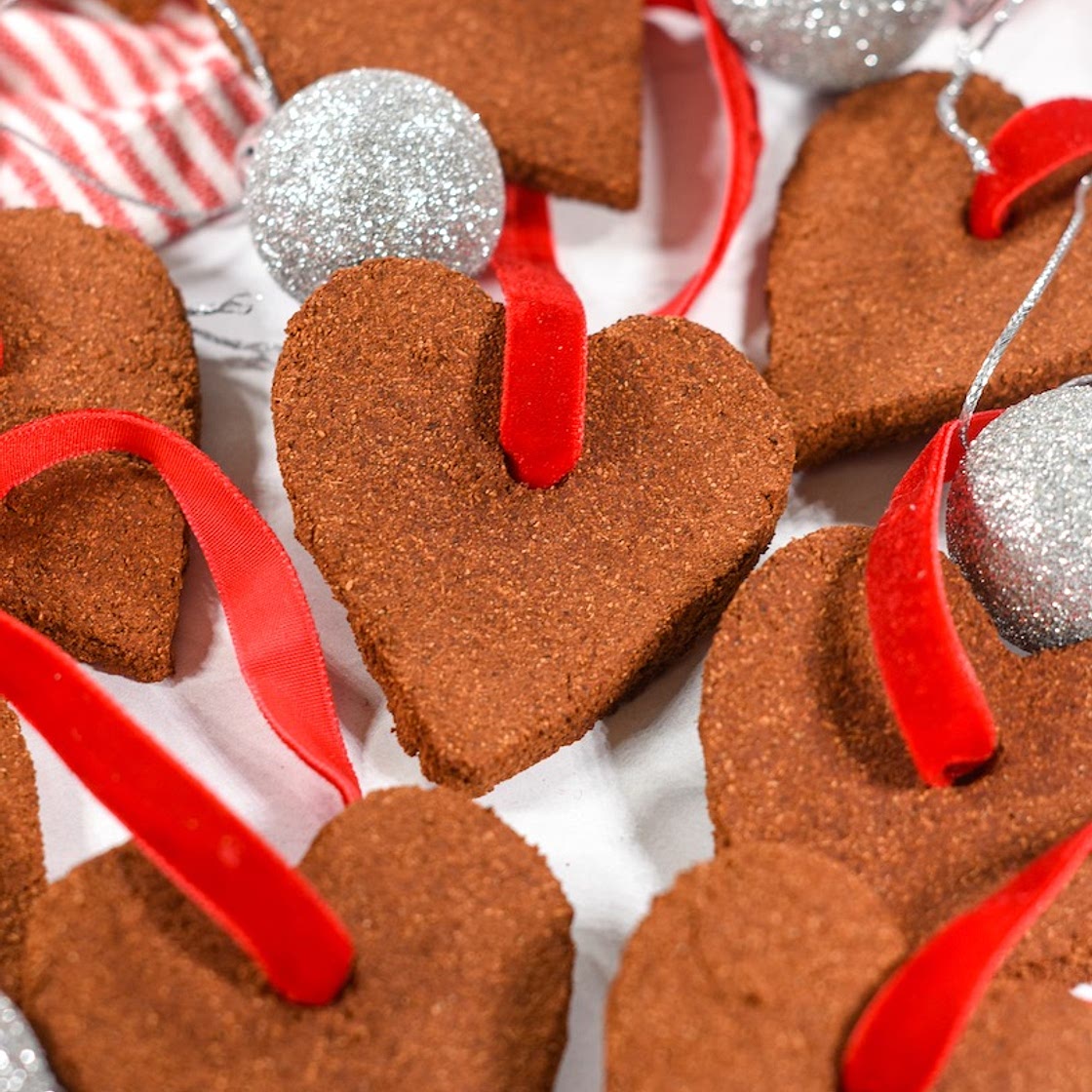 Applesauce and Cinnamon Ornament Recipe