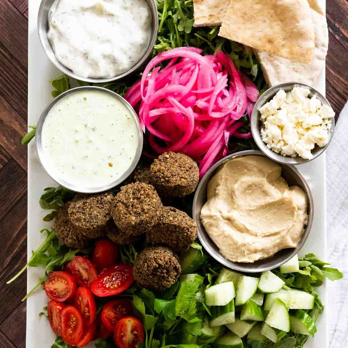 Easy Weeknight Falafel Platter