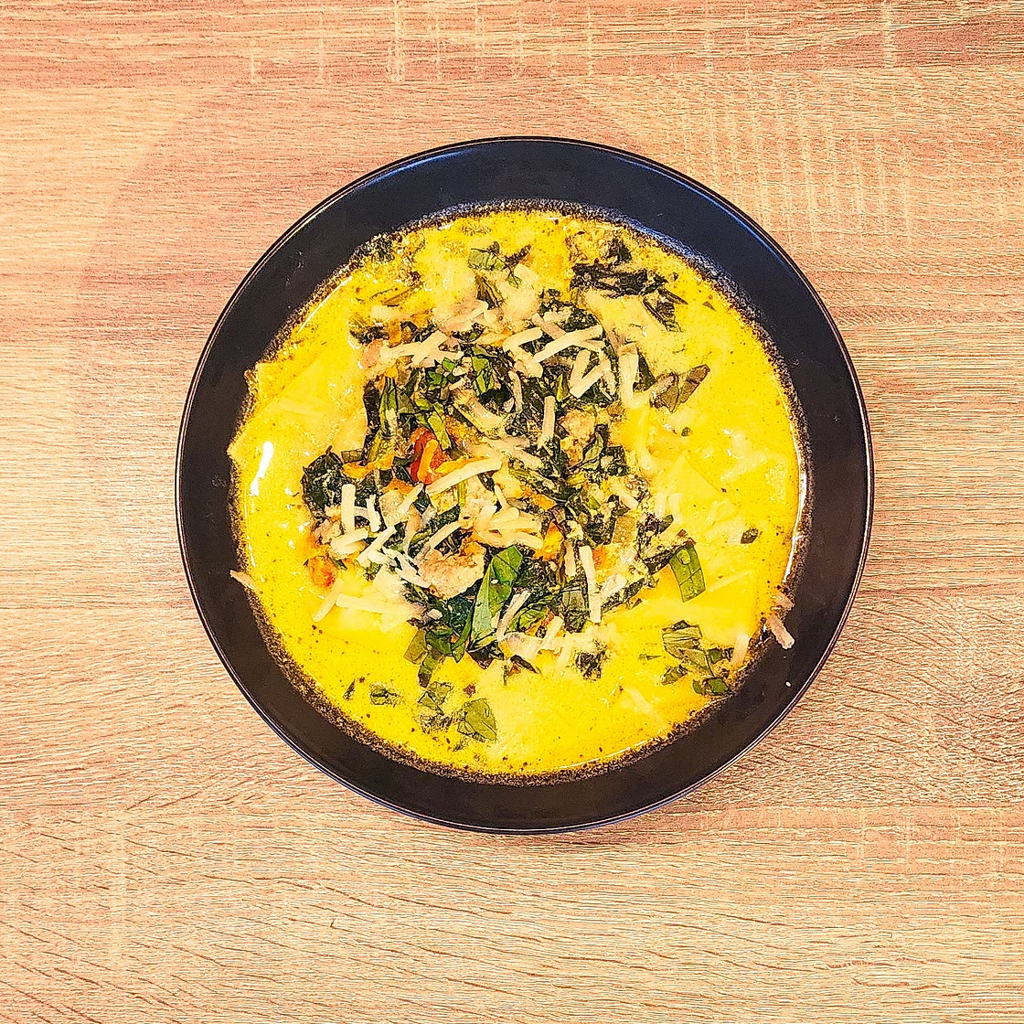 Soupe de lasagne crémeuse à la saucisse