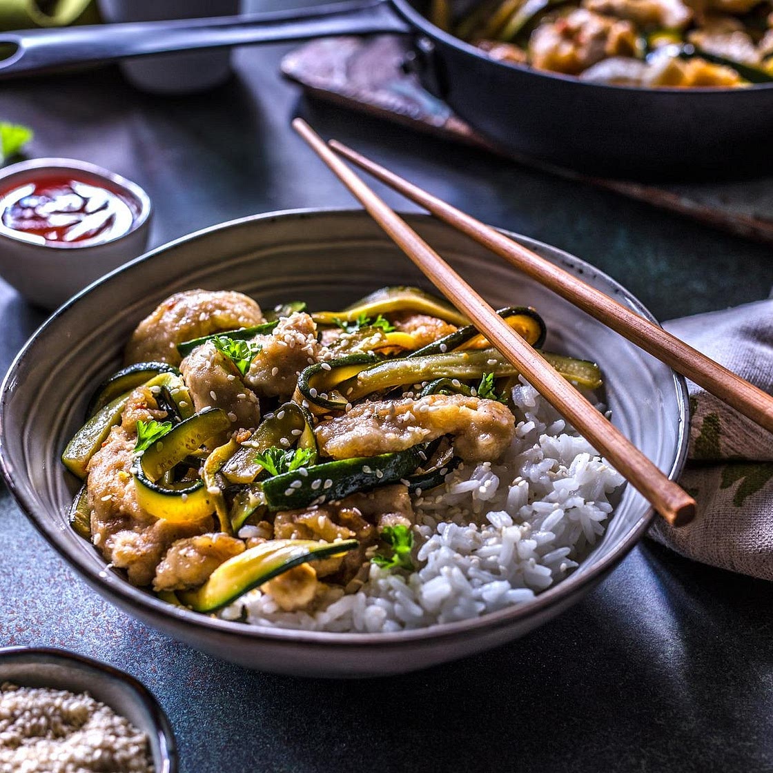 Ginger-Soy Chicken and Zucchini Rice Bowl