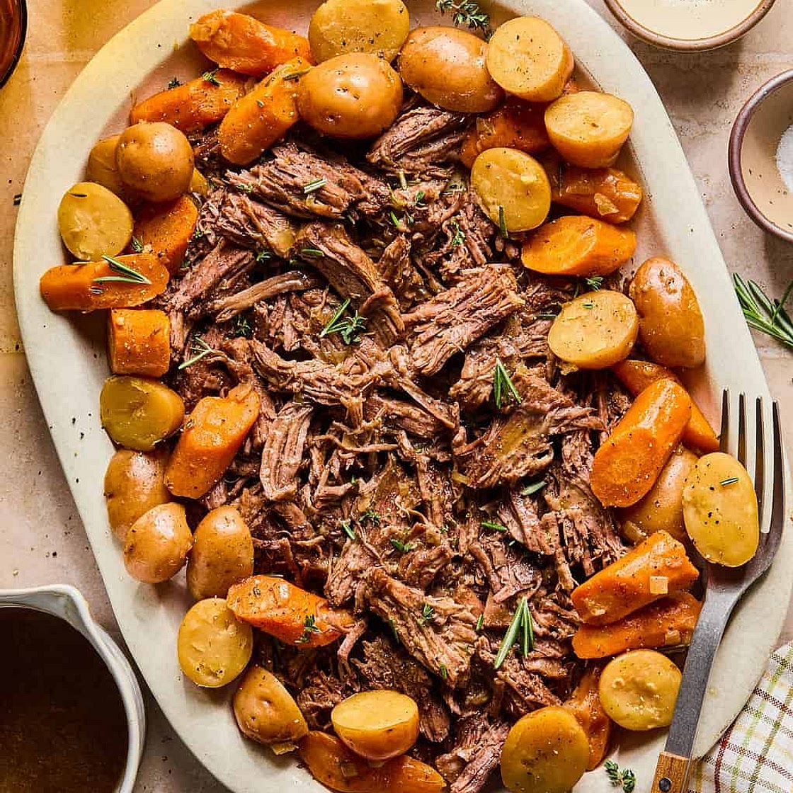 Tender Herb-Braised Pot Roast with Baby Potatoes, Carrots, Garlic Mushrooms & Green Beans