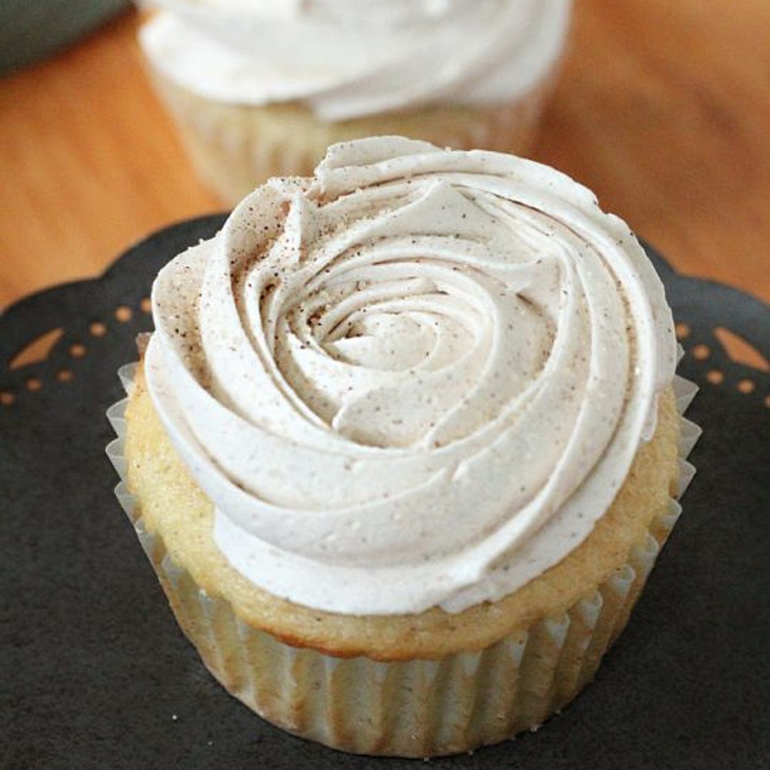 Apple Pie Stuffed Cupcakes