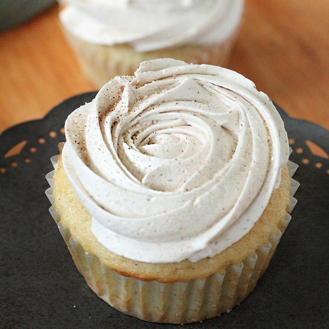 Apple Pie Stuffed Cupcakes