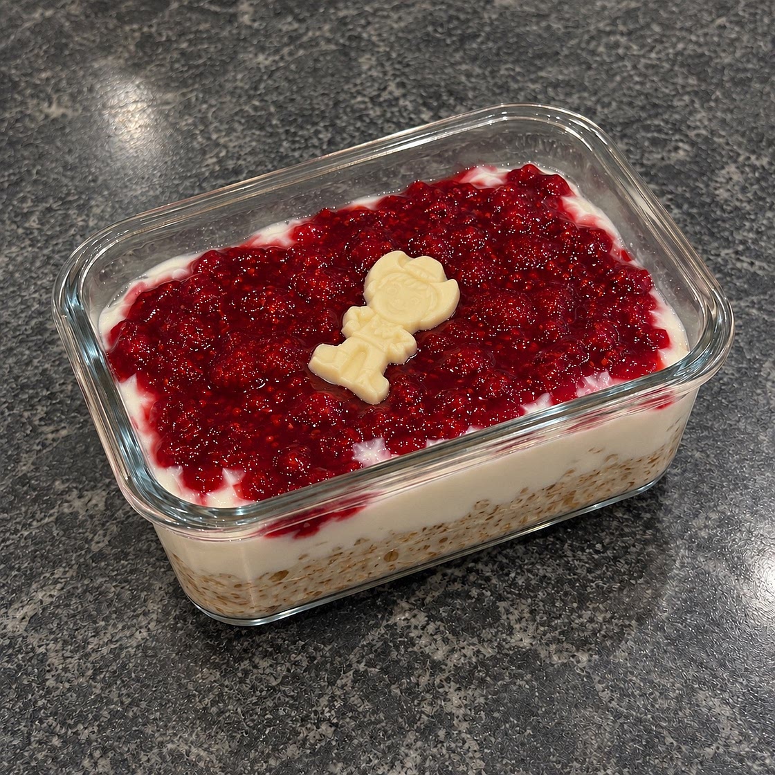Milkybar Raspberry Overnight Oats