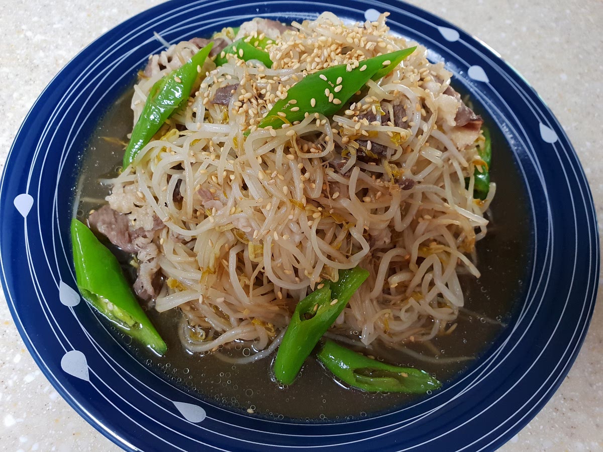 약간의 소금과 참기름을 넣고 비벼주면 완성!!!