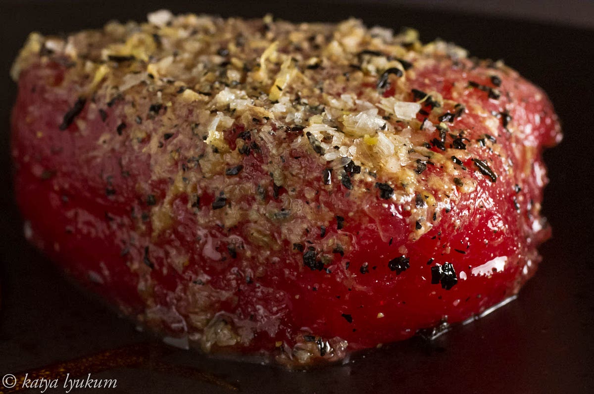 Moisten the salt and sugar mix with bourbon and cover the tuna steak with it.