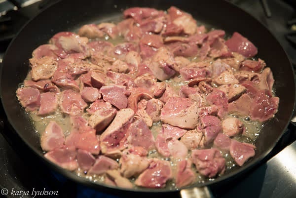 Melt 1 tbsp of butter in a skillet and sauté chicken livers on high heat. Season them with salt and pepper (and other optional spices).