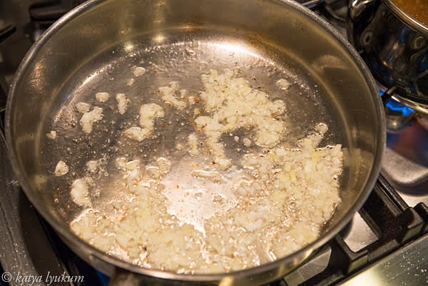 Saute onions in marrow fat on medium heat, season with salt and pepper.