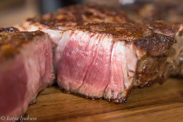 Let the steak rest for 3-5 minutes. If you grill steaks on a hot day, there is no need to cover the resting steak. Otherwise, wrap it into a foil. Serve with good red wine.