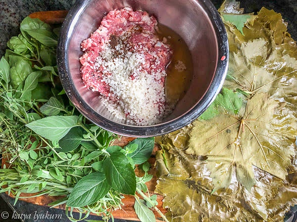 Meanwhile, preheat the oven to 300F and measure all the ingredients. Finely chop lamb using your favorite method. Transfer the lamb into a bowl.