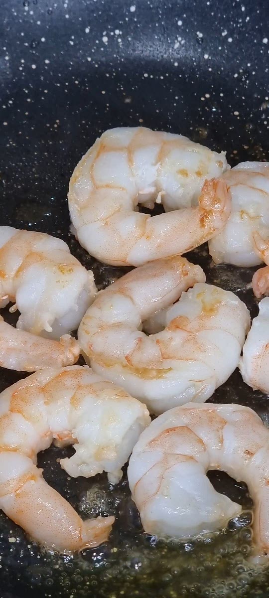 Fry Prawns until golden