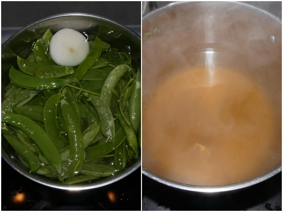 Preparate un brodo con i baccelli e metà cipolla, lasciandoli bollire per almeno 30 minuti con l'acqua.