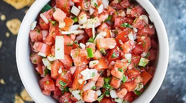 To make the Pico de Gallo:
Place all ingredients into a large bowl.
Mix and season with salt, to taste.
Cover and place in fridge until ready to serve!