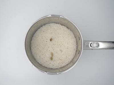Add the basmati rice, a pinch of salt and 300ml [600ml] cold water to a pot with a lid and bring to the boil over a high heat Once boiling, add the cardamom pods and reduce the heat to very low and cook, covered, for 10-12 min or until all the water has absorbed and the rice is cooked – this is your fragrant rice Once boiling, add the cardamom pods and reduce the heat to very low and cook, covered, for 10-12 min or until all the water has absorbed and the rice is cooked – this is your fragrant rice